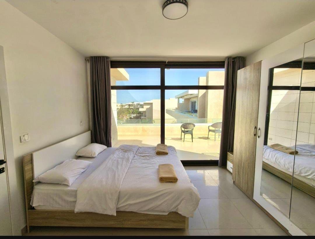 2bedrooms in G-Cribss - other